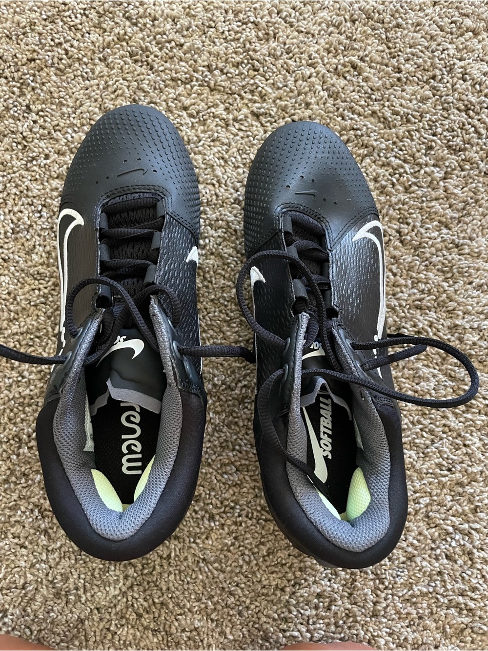 Nike hyperdiamond 4 softball cleats NWOT - Picture 5 of 7